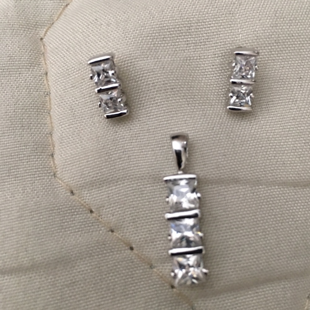 Sterling Silver Princess Cut CZ pendant & earrings